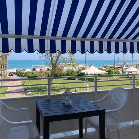 Hotel Promenade Porto SantʼElpidio Esterno foto