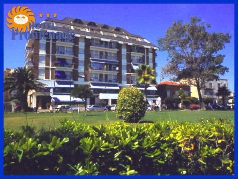 Hotel Promenade Porto SantʼElpidio Esterno foto