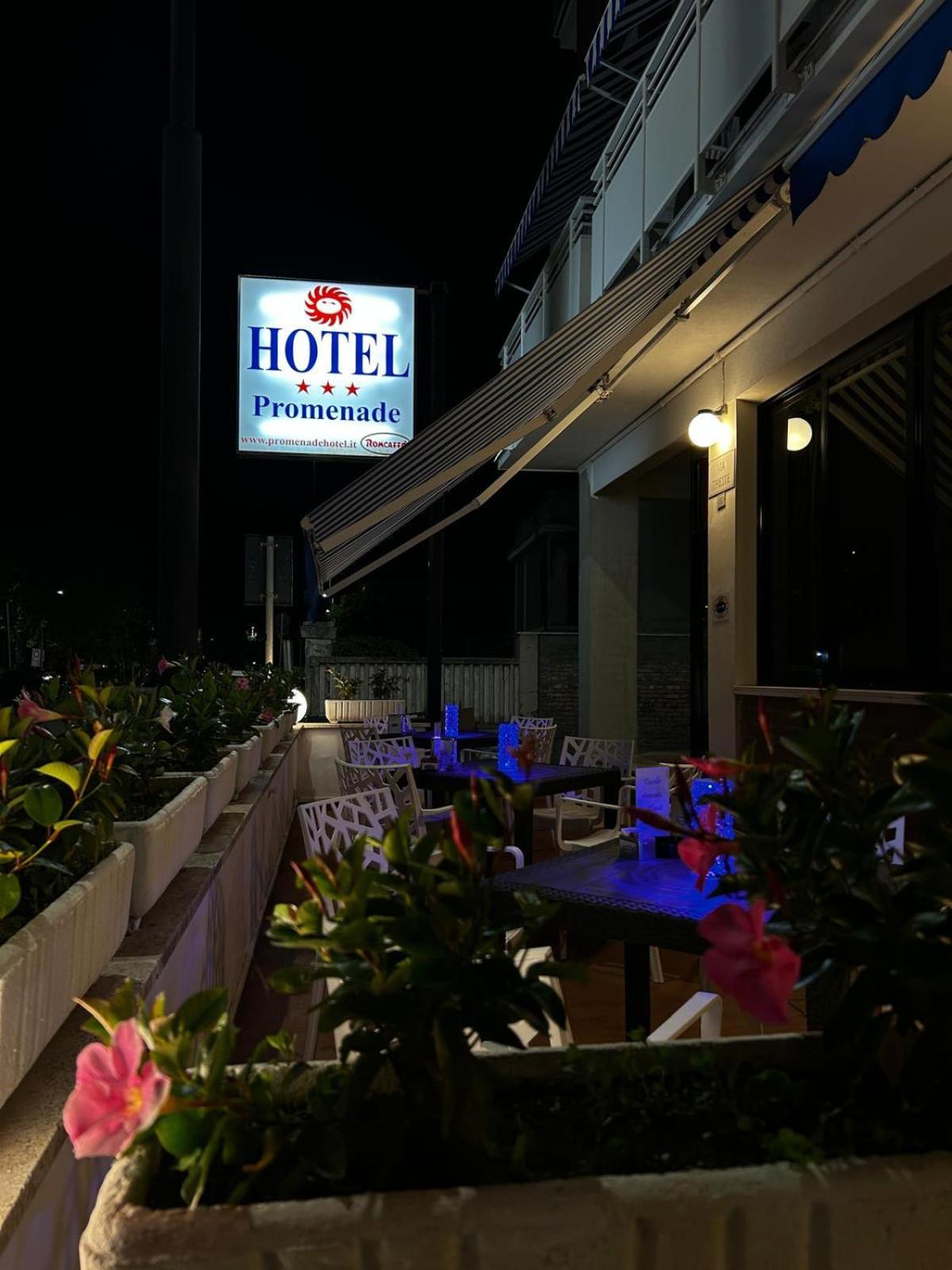 Hotel Promenade Porto SantʼElpidio Esterno foto
